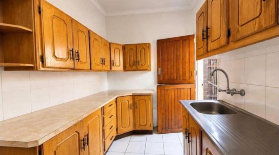 2 Bedroom Property for Sale in Rustenburg Central North West